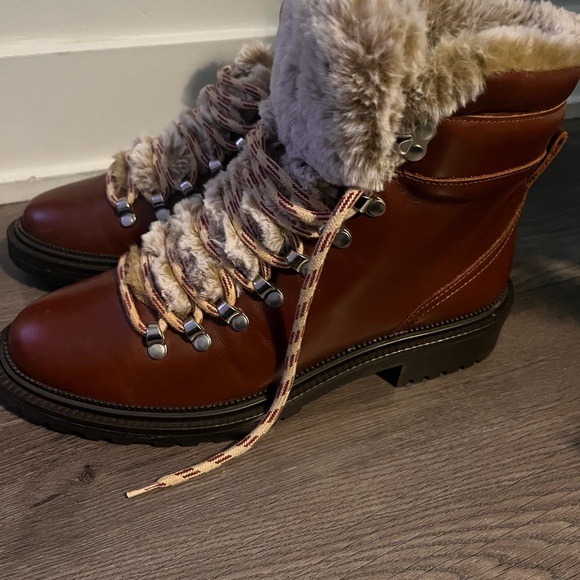 Zara Brown Winter Boots with Plush Fur and Chunky Sole - Picture 2 of 6